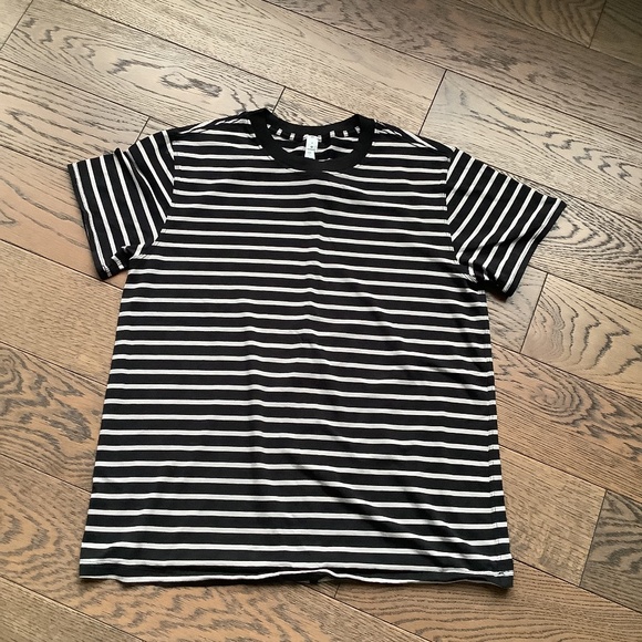 Lululemon Love Tee - Picture 1 of 5
